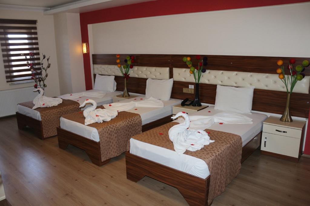 Mesnevi Hotel Konya Esterno foto