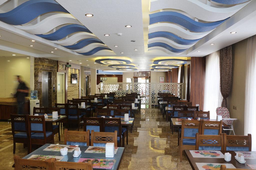 Mesnevi Hotel Konya Esterno foto