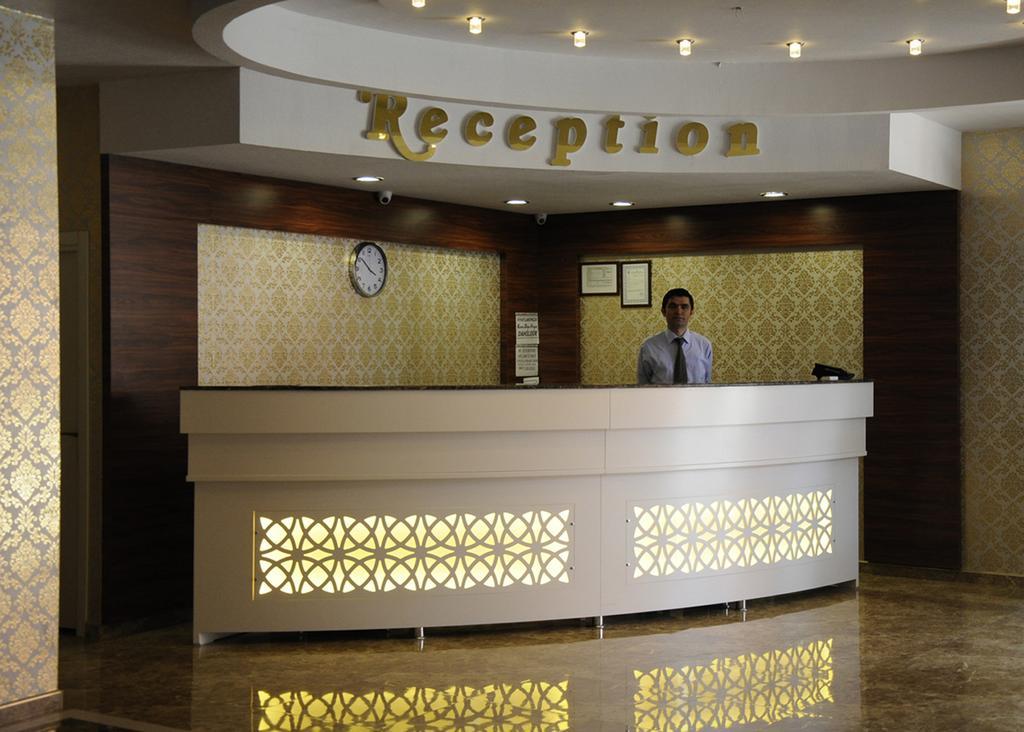 Mesnevi Hotel Konya Esterno foto